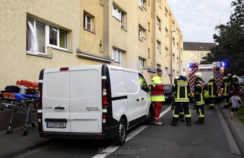 Feuer 1 Koeln Vingst Bambergerstr P22.JPG - Miklos Laubert